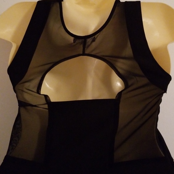 🍎 New LBD Dress Sheer Panels Open Back Bodycon Party Stretch Vacation - Picture 5 of 10